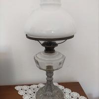 lampada petrolio