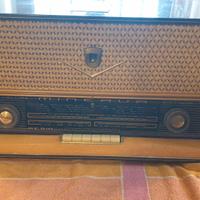 Radio a valvole restaurata