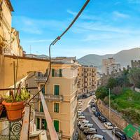 6 LOCALI A LA SPEZIA