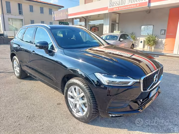 VOLVO XC60 B4 (d) AWD Geartronic Momentum Pro PR
