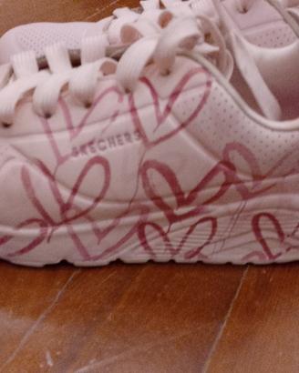 scarpe skechers bambina misura 33  ottime condizio