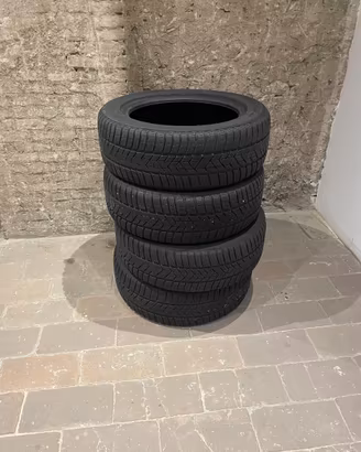 Pneumatici invernali Pirelli 225/55 R 17, 97H