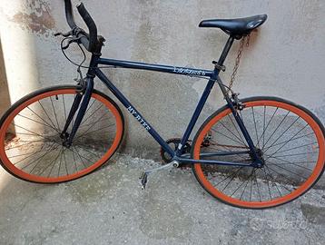 bici, caschi,caffè illy,monopattino elettr,moffole