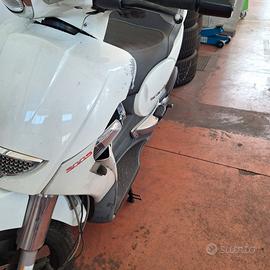 Aprilia Scarabeo 300 - 2010