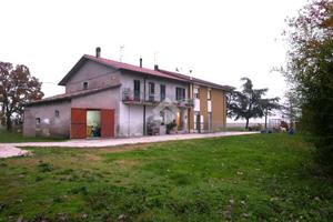 CASA INDIPENDENTE A FORLÌ