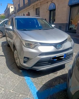 TOYOTA RAV4 2.5 HYBRID 2WD LOUNGE
