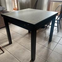 Tavolo con Piano in effetto marmo