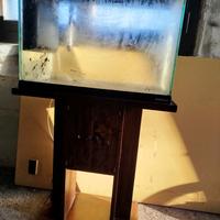 Acquario 70 litri con mobiletto 