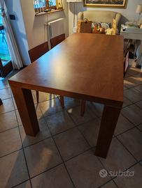 Tavolo CATERLANG ITALIA + 4 sedie 