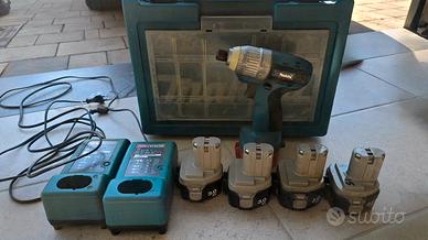 avvitatore a impulsi Makita 