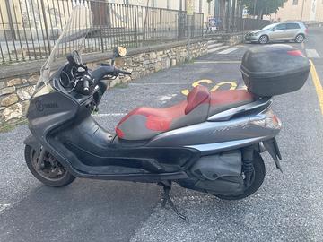 Scooter majstic 400