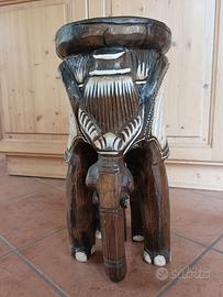 Sgabello di legno elefante intagliato stile etnico