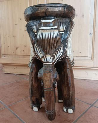 Sgabello di legno elefante intagliato stile etnico
