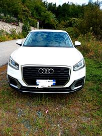 Audi Q2 30 benz TFSI 