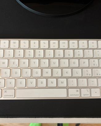 Apple magic keyboard