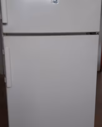 Frigorifero con freezer incorporato