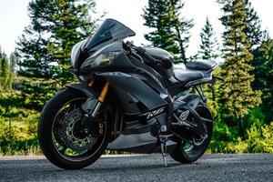 Yamaha R6 Black Edition