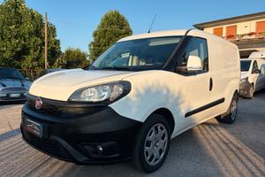 Fiat Doblo Doblò 1.4 T-Jet Natural Power PL-TN Car