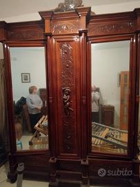 Mondragone mobili antichi