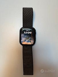 Apple Watch Series 8 / 45mm