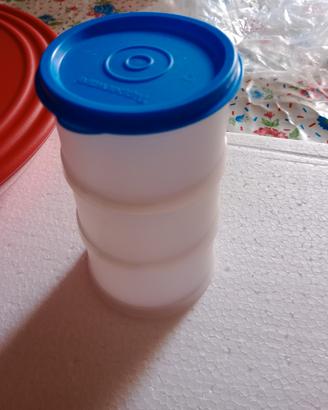 Tre Contenitori Nanetti impilabili Tupperware 