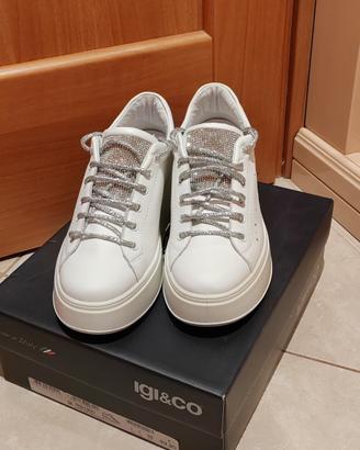 Scarpe IGI e Co. nuove