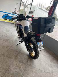 Honda Transalp 750 accessoriata