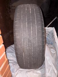 4 Pneumatici Bridgestone