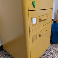 cassettiera con rotelle ikea idasen