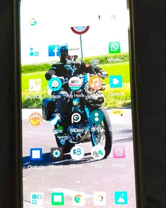 One plus 6T 8 GB di RAM 128 ROM