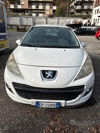 peugeot 207 bianca