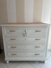 Cassettiera in legno Shabby