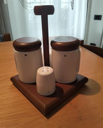 set da tavola in ceramica e legno