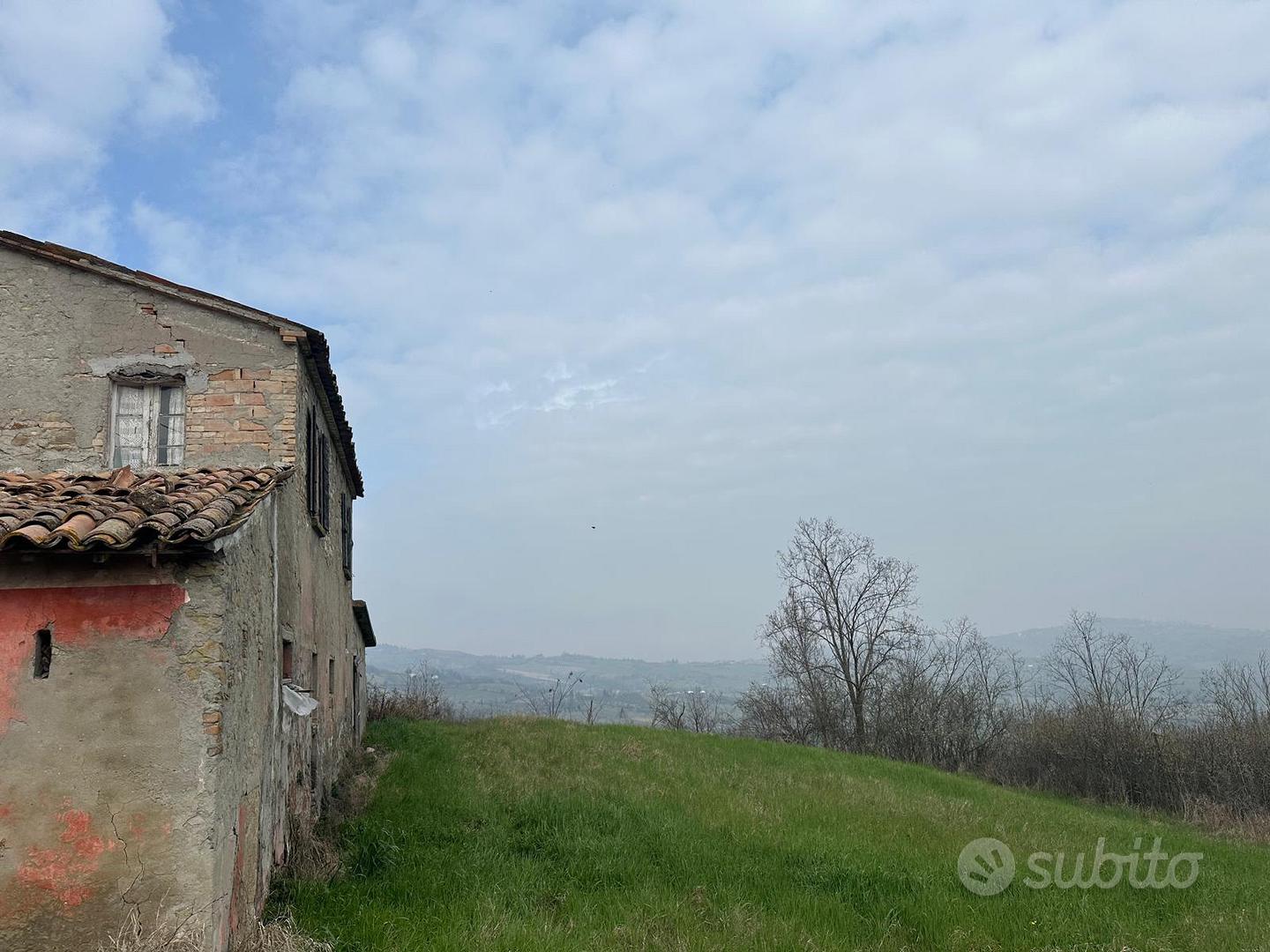 Terreno e casa indipendente a Sogliano - Vista 4
