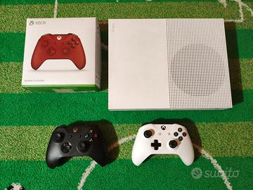 Xbox One S con Joystick e giochi 
