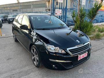 Peugeot 308 sw 1.6 diesel 120 cv 2017 navigatore