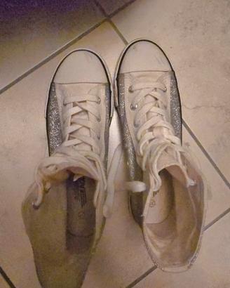 Scarpa American Eagle-stile simil Converse glitter