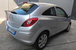 Opel Corsa 1.2 benzina
