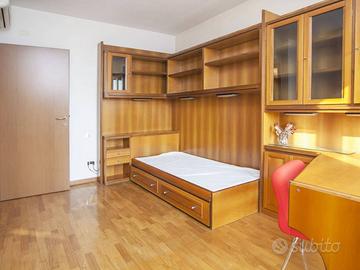 Cameretta a ponte in noce, fatta a mano, vintage