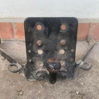 Land Rover Defender 110 Gancio di Traino