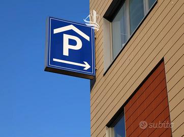 Merano - Sinigo: Garage