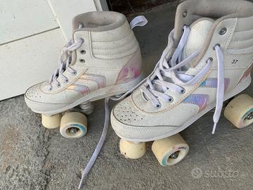 Pattini a rotelle bambina ragazza