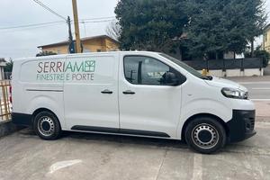 OPEL VIVARO DEL 2024