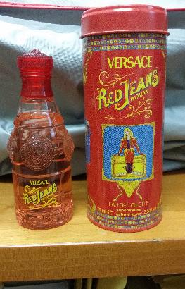 Versace red jeans espositore da vetrina