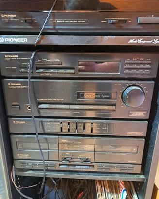 Stereo Pioneer serie P72 con mobile e telecomando 
