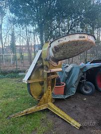 mulino a cardano per trattore