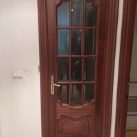 2 porte da interni in legno di noce