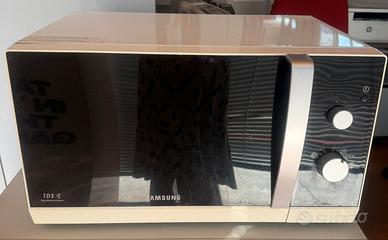 Microonde bianco Samsung modello GW72N