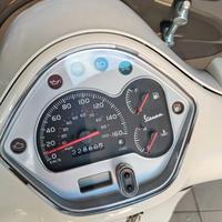Vespa 300 gts