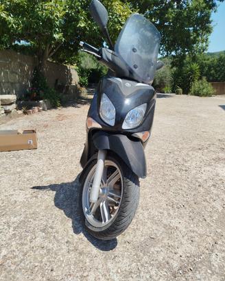 Yamaha x city 250
